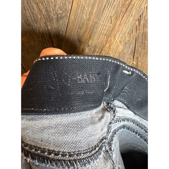 Wrangler Women's Q-Baby Ultimate Riding Jeans Size 9/10 x 36 Medium Wash - Picture 8 of 9